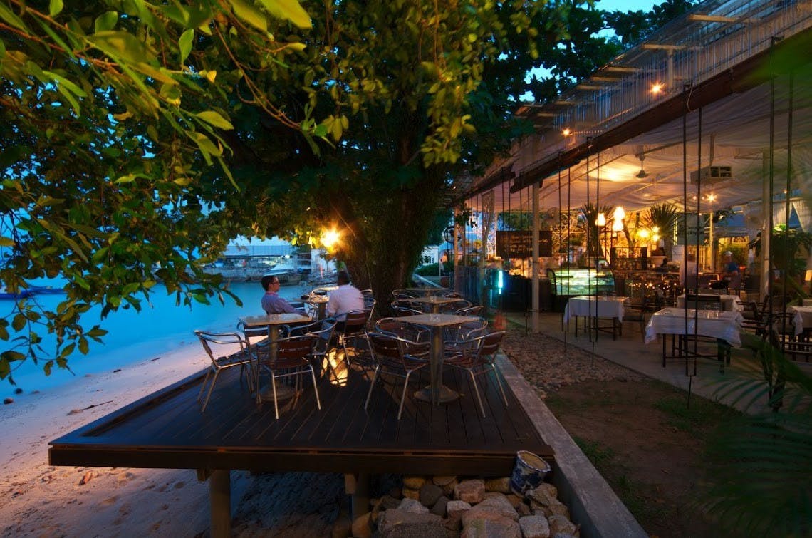 Beach Blanket Babylon Georgetown